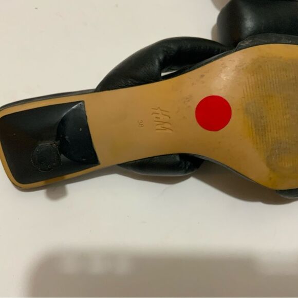 H&M  Puffy Leather Slide Sandals  Black low heels 39 - Picture 8 of 8